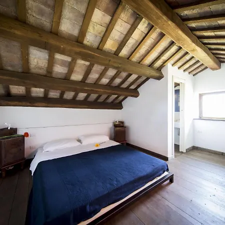 Appartamento Enticing Apartment in Ascoli Piceno with Sauna *